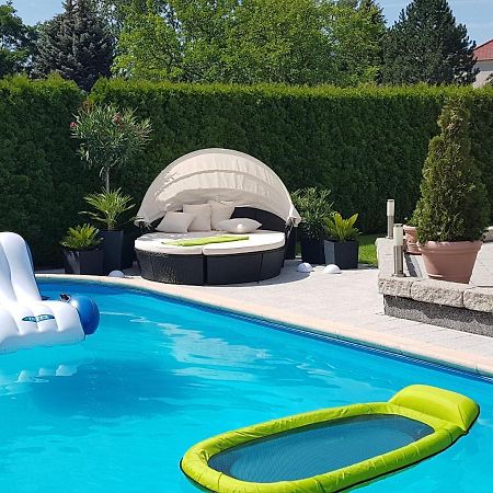 Gaestezimmer Im Bewohnten Efh Mit Pool Und Garten Ziltendorf Kültér fotó