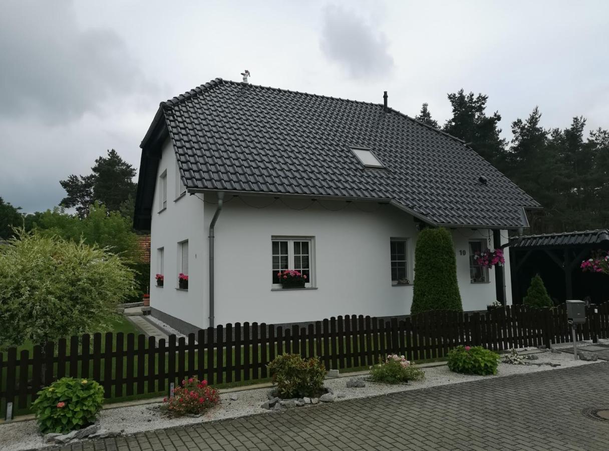 Gaestezimmer Im Bewohnten Efh Mit Pool Und Garten Ziltendorf Kültér fotó