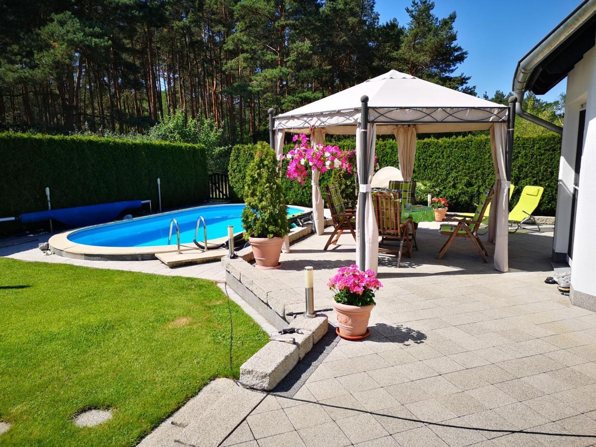 Gaestezimmer Im Bewohnten Efh Mit Pool Und Garten Ziltendorf Kültér fotó
