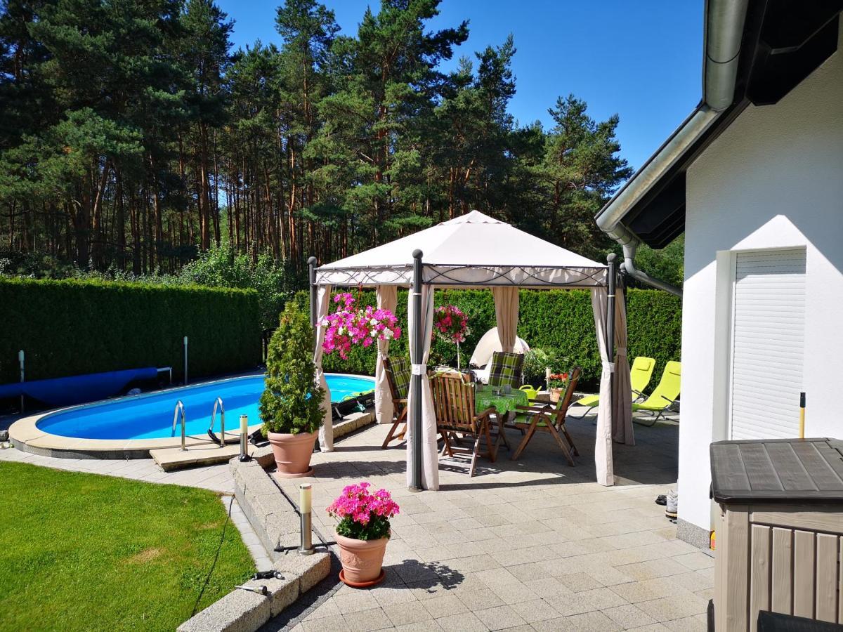 Gaestezimmer Im Bewohnten Efh Mit Pool Und Garten Ziltendorf Kültér fotó